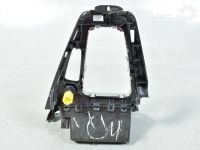 Ford Focus Gear lever cover Part code: 1949485
Body type: 5-ust luukpära