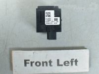 Land Rover Discovery Switch (door lock) Part code: LR059767 
Body type: Linnamaastur