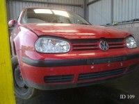 Volkswagen Golf 4 2000 - Car for spare parts