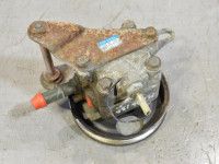 Mazda 626 power steering pump Part code: GE4T-32-650C
Body type: Sedaan