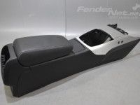 Audi A6 (C7) Console box Part code: 4G0863244 6PS
Body type: Universaal
...
