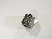 Volkswagen Golf 5 Hazard light Switch Part code: 1K0953509A
Body type: 5-ust luukpära