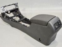 Volkswagen Golf 7 Console box Part code: 5GE863241D  82V
Body type: 5-ust luu...
