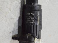 Volkswagen Tiguan Windshield washer pump  Part code: 1K6955651
Body type: Linnamaastur