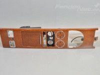 Volkswagen Phaeton Console box (rear) Part code: 3D0863323J / 3D0858332
Body type: Se...