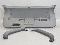 Volkswagen Tiguan 2016-2024 Trunk lid trim (kit) Part code: 5NA867601 82V
Body type: Linnamaastu...