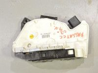 Volkswagen Passat CC / CC Door lock, left (rear) Part code: 5N0839015D
