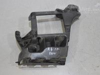 Audi A6 (C7) Bumper carrying bar, right (combi)(upper) Part code: 4G9807394
Body type: Universaal