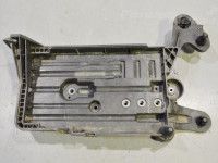 Volkswagen Golf 7 Battery box Part code: 5Q0915331J
Body type: Sedaan