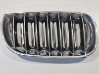 BMW X3 (E83) Grill, right Part code: 51133414904
Body type: Linnamaastur
