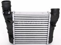 Audi A4 (B7) 2004-2008 ÕHURADIAATOR (INTERCOOLER)
