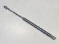 Renault Megane Trunk lid stay Part code: 7700828451
Body type: 5-ust luukpära...