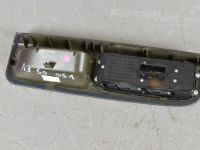 Volvo V50 Electric window switch, left (front) Part code: 30773427
Body type: Universaal
Engin...