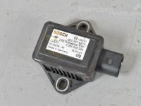Audi A6 (C5) Acceleration and yaw sensor  Part code: 8E0907637A
Body type: Universaal
Eng...