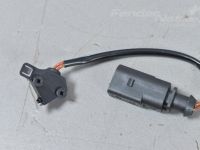 Skoda Superb 2008-2015 Micro switch for vehicles with alarm system Part code: 3T0953236
Additional notes: New orig...