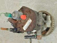 Renault Kangoo High pressure pump (1.6 diesel) Part code: 167005809R
Body type: Mahtuniversaal