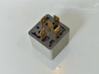 Saab 9-3 1998-2002 relays Part code: 1626239