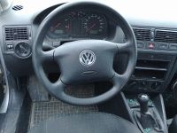 Volkswagen Golf 4 2001 - Car for spare parts