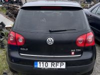 Volkswagen Golf 5 2004 - Car for spare parts