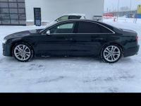 Audi A8 (D4) 2015 - Car for spare parts